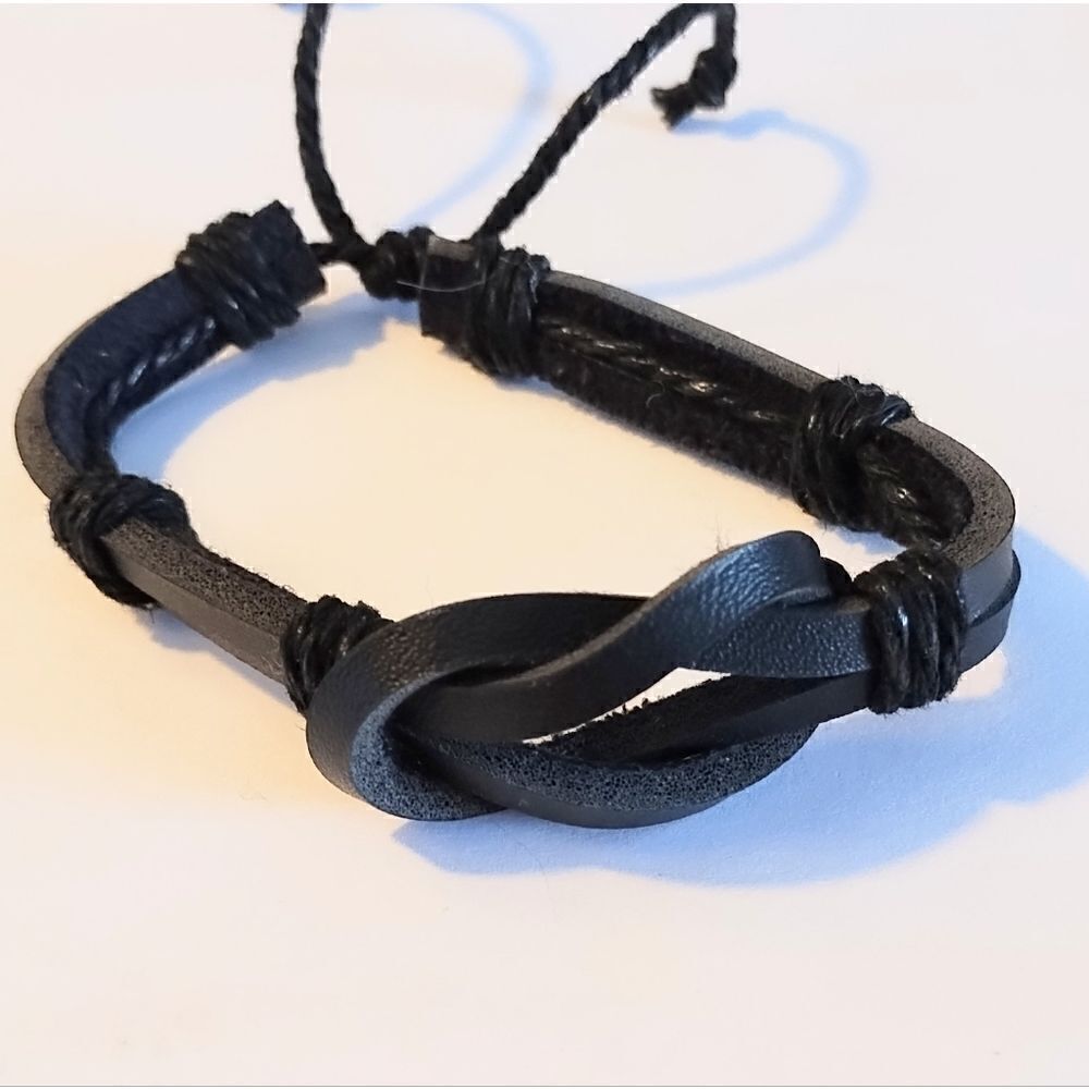 Men's leather bracelet new d24‎